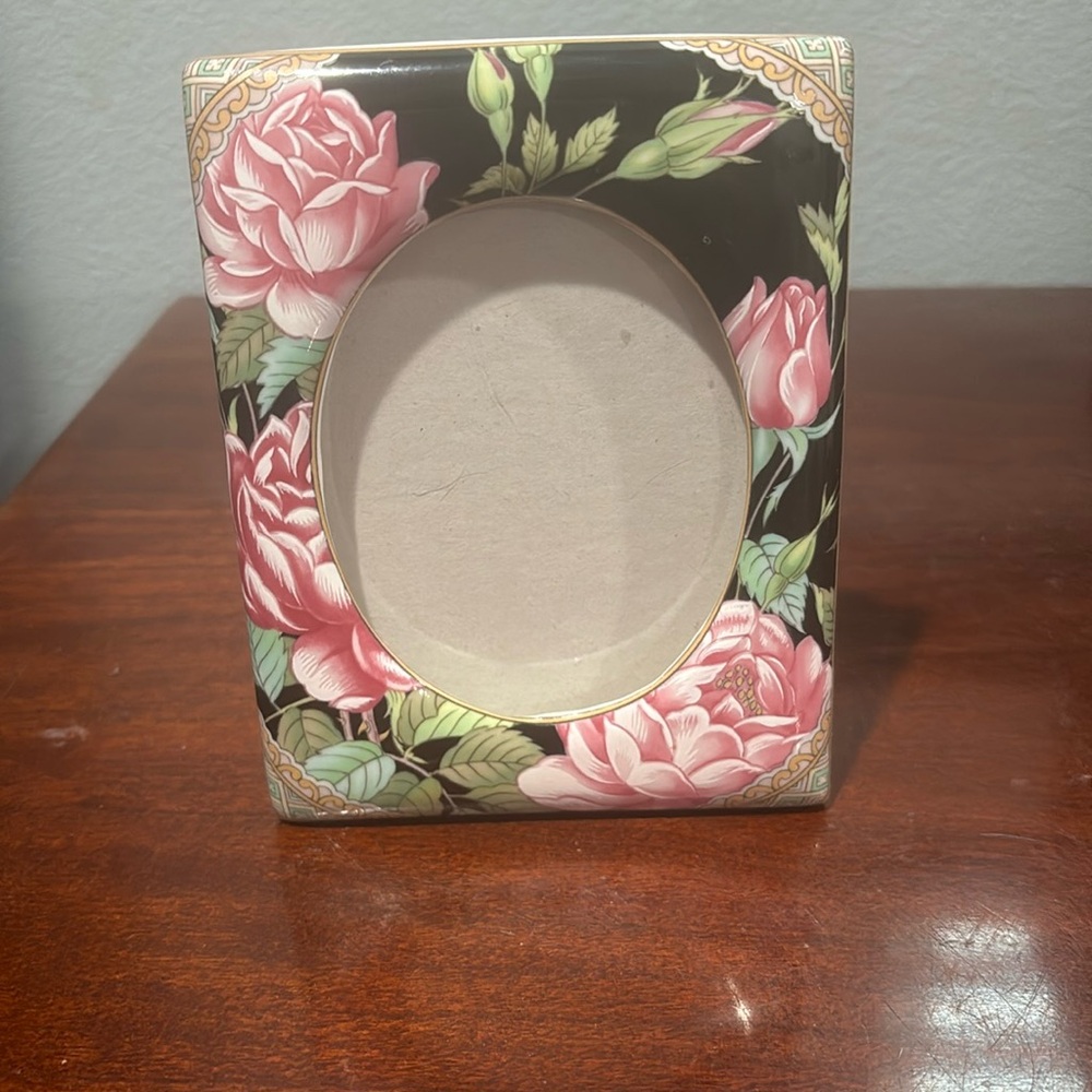 Vintage 1989 Lefton China Victorian Revival Ceramic Frame Black w/ Pink Roses